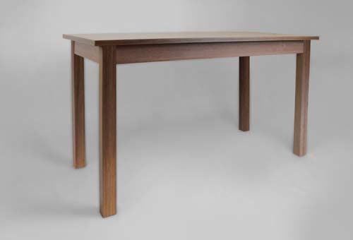 Adeyo desk
